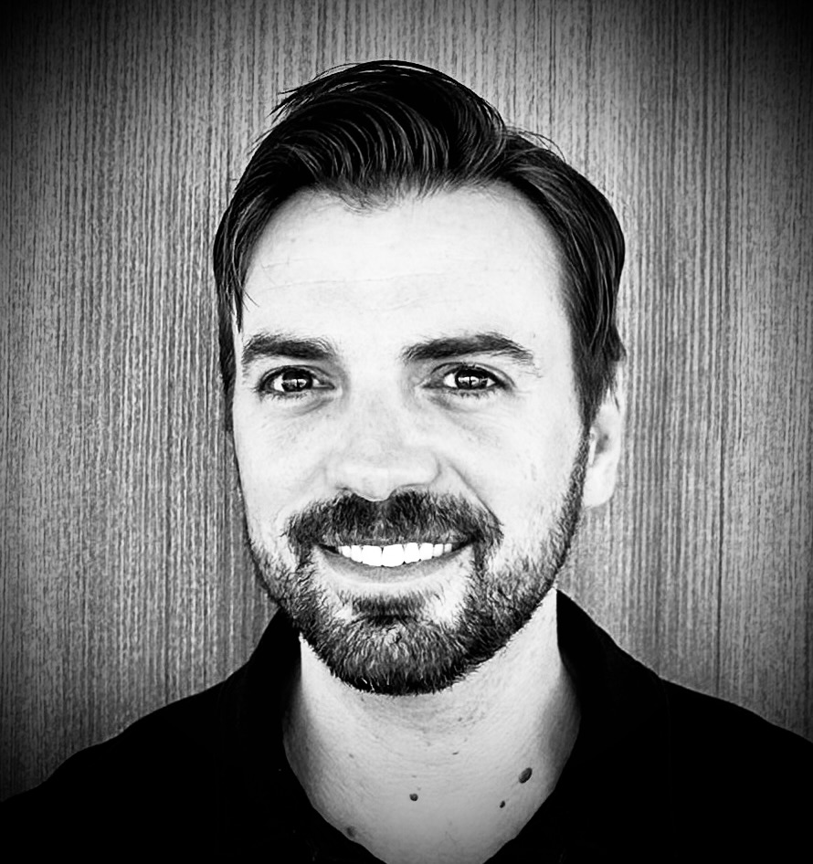 Certified Ubiquiti installer configuring network equipment in Sarasota